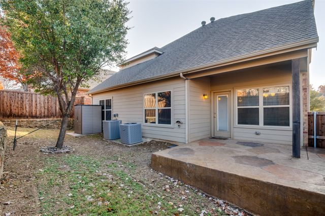 8023 Vista Hill Lane, Dallas, TX 75249