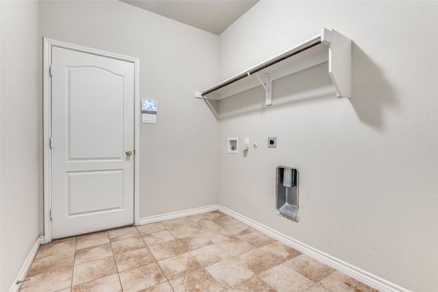 8023 Vista Hill Lane, Dallas, TX 75249