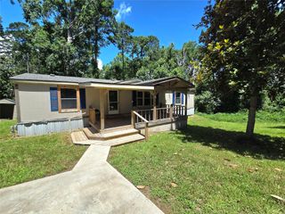 111 Lakeside Woods Drive, Point Blank, TX 77364