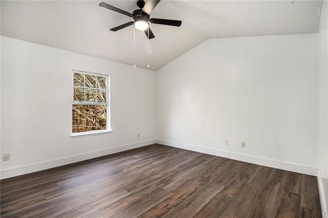 69 Princeton Glen Court, Adairsville, GA 30103