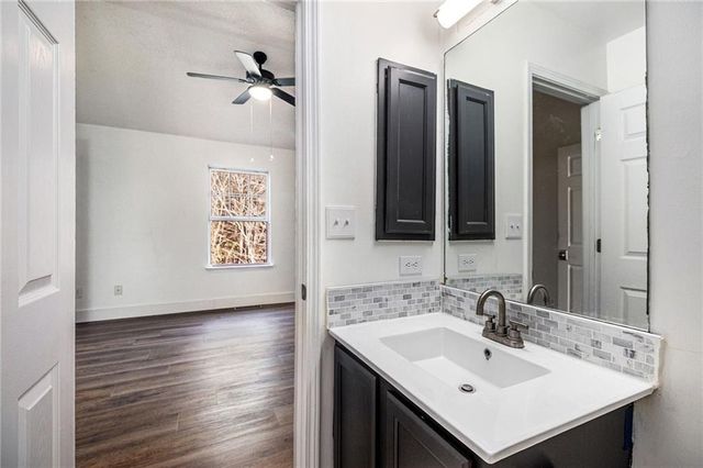 69 Princeton Glen Court, Adairsville, GA 30103