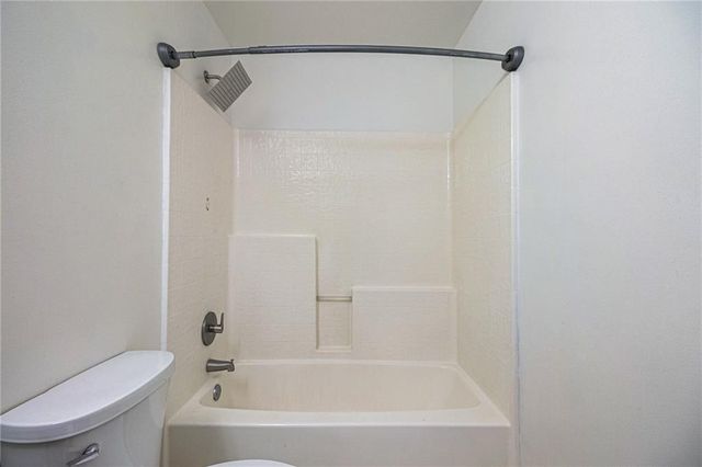 69 Princeton Glen Court, Adairsville, GA 30103