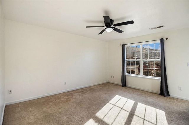 69 Princeton Glen Court, Adairsville, GA 30103