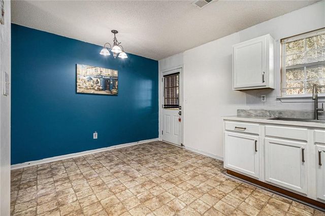 69 Princeton Glen Court, Adairsville, GA 30103