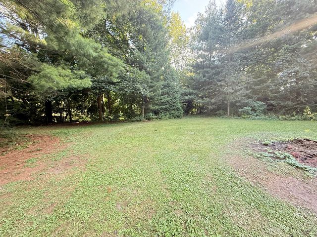 10905 Breezy Lawn Road, Spring Grove, IL 60081