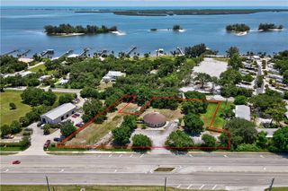 11390 US 1 Highway, Sebastian, FL 32958