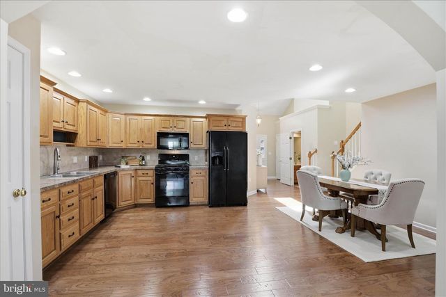 1321 FIELDSTONE DR, Mount Joy, PA 17552