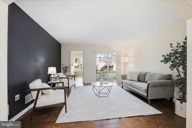 1321 FIELDSTONE DR, Mount Joy, PA 17552