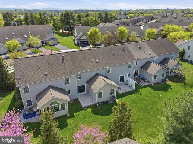 1321 FIELDSTONE DR, Mount Joy, PA 17552