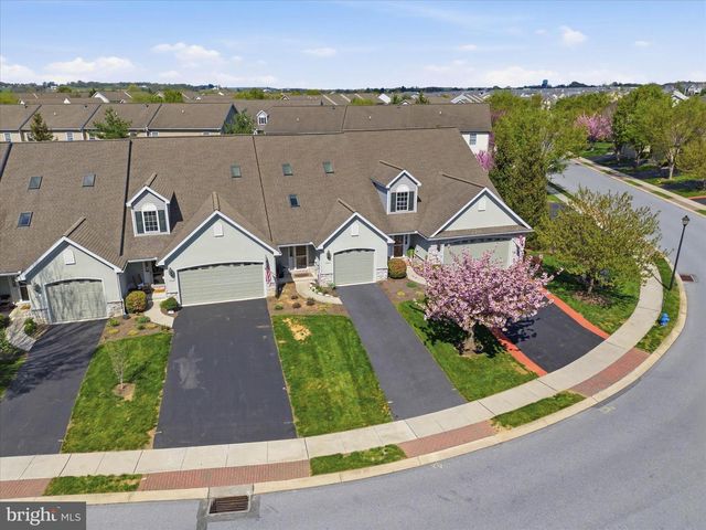 1321 FIELDSTONE DR, Mount Joy, PA 17552