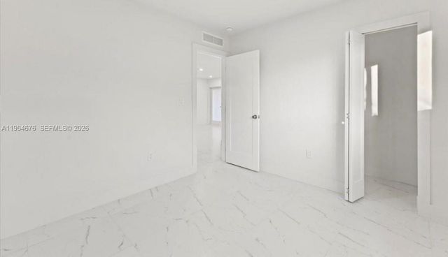 19320 NW 37th Ave, Miami Gardens, FL 33056