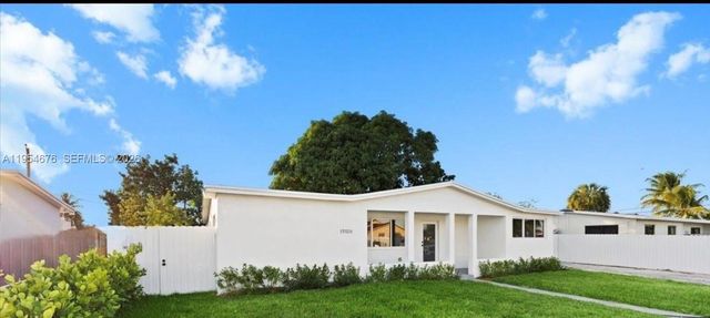 19320 NW 37th Ave, Miami Gardens, FL 33056