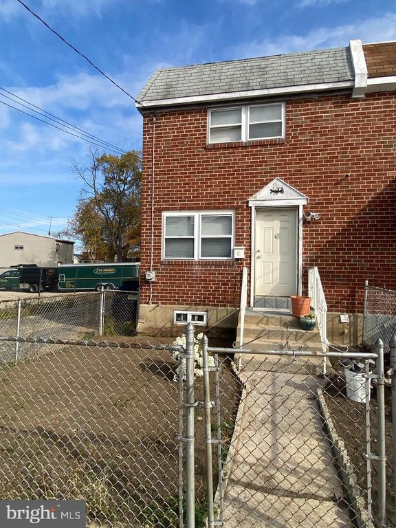 948 BERGEN AVE, Camden, NJ 08105