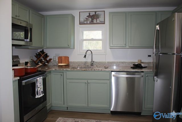 123 Mccollum Lane, New Market, AL 35761