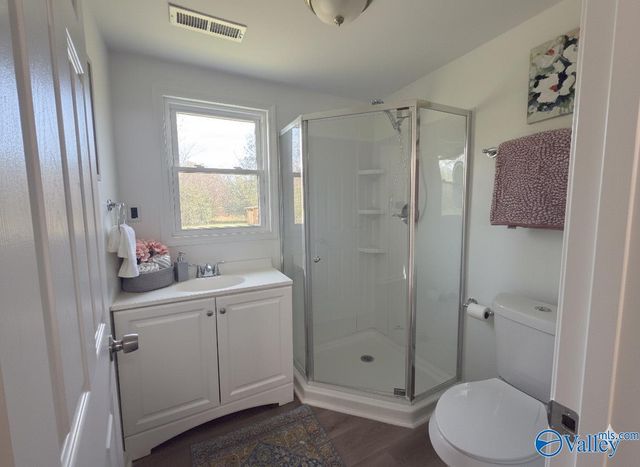 123 Mccollum Lane, New Market, AL 35761