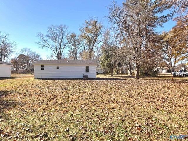 123 Mccollum Lane, New Market, AL 35761