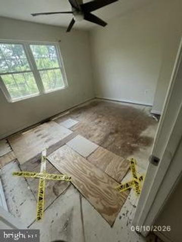 608 GREENBRIAR LN, Annapolis, MD 21401