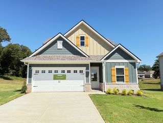 1413 English Oak Drive, Clarksville, TN 37043