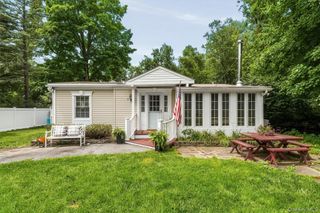 7 Locust Drive, Greenwood Lake, NY 10925