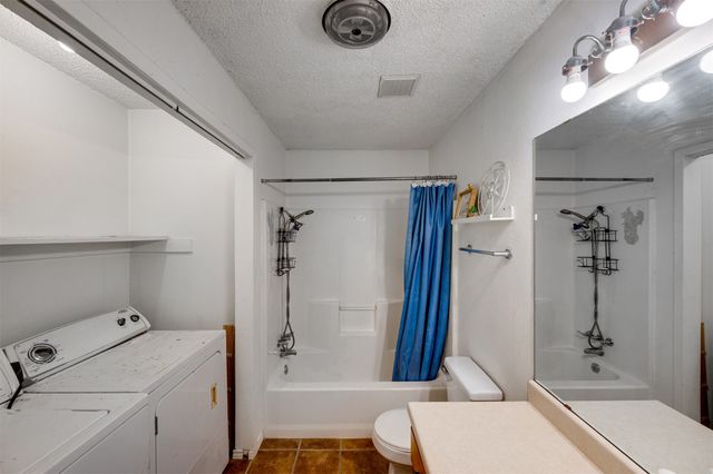 6295 Lakeview Drive, Reno, TX 75462