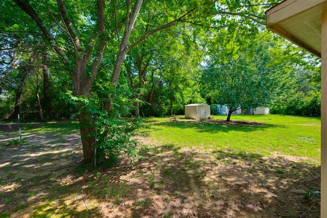 6295 Lakeview Drive, Reno, TX 75462