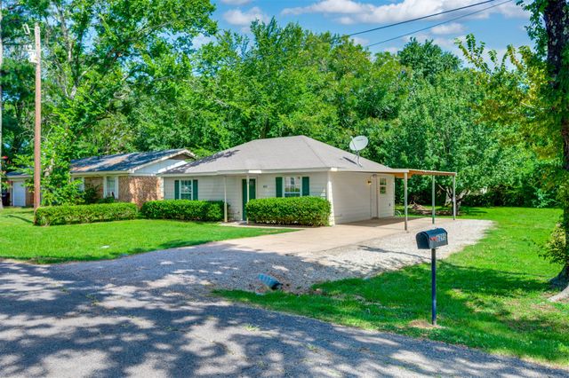 6295 Lakeview Drive, Reno, TX 75462