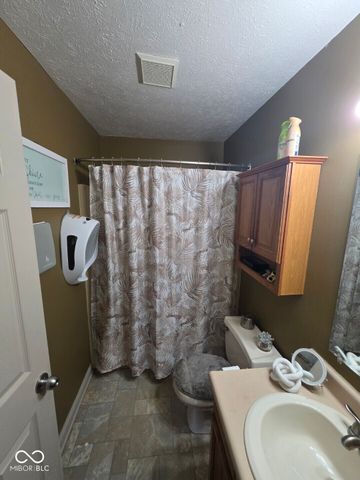 271 Bear Story Court, Greenfield, IN 46140