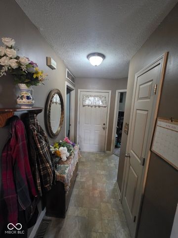 271 Bear Story Court, Greenfield, IN 46140