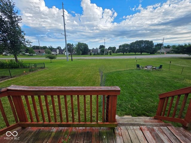 271 Bear Story Court, Greenfield, IN 46140