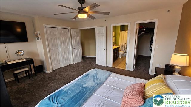 247 Milkweed Drive, Upper Macungie Twp, PA 18104