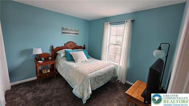 247 Milkweed Drive, Upper Macungie Twp, PA 18104