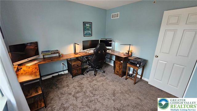 247 Milkweed Drive, Upper Macungie Twp, PA 18104