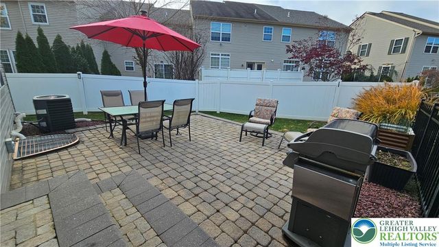 247 Milkweed Drive, Upper Macungie Twp, PA 18104