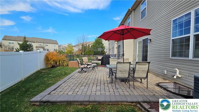 247 Milkweed Drive, Upper Macungie Twp, PA 18104