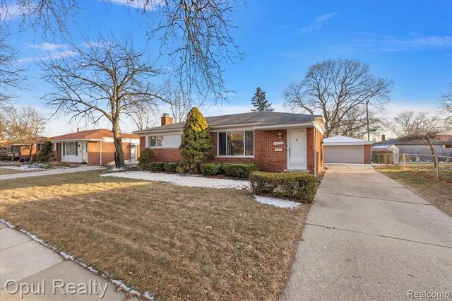 38731 Ann Arbor Trail, Livonia, MI 48150