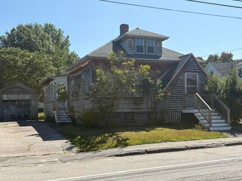 137 May Street, Biddeford, ME 04005 — exterior