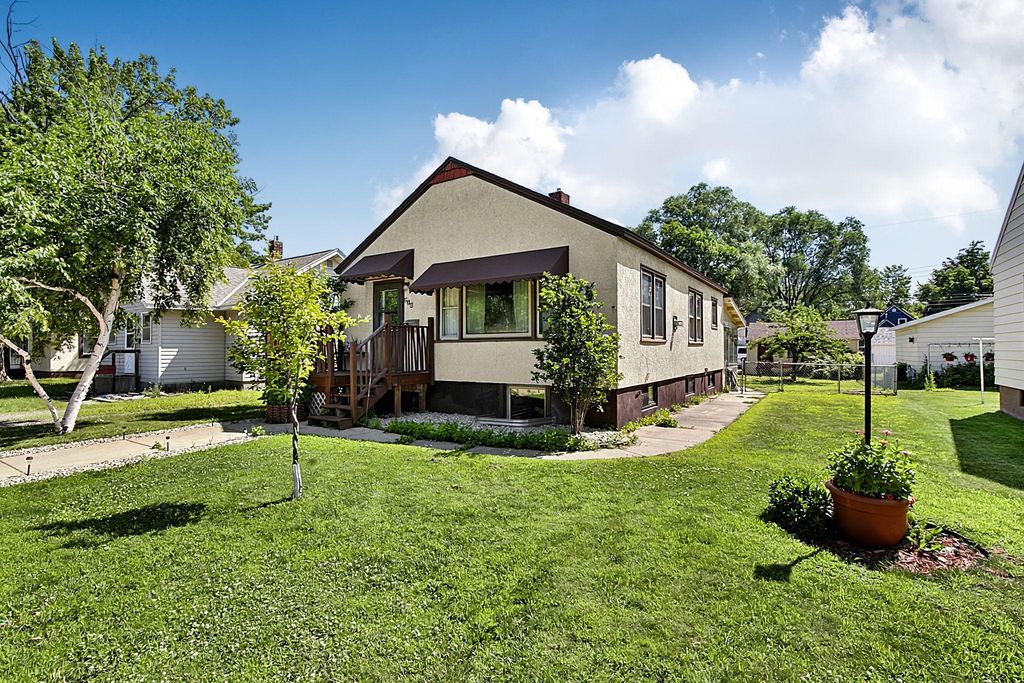 218 23rd Avenue N, Saint Cloud, MN 56303