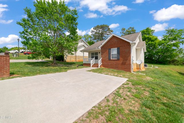 1750 Watauga Street, Sevierville, TN 37876