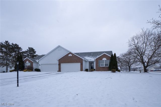 10344 Sudbury Circle NW, North Canton, OH 44720