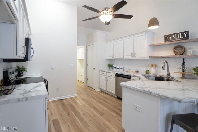 10344 Sudbury Circle NW, North Canton, OH 44720