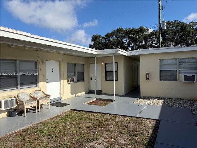 2571 NW 13th Ct 3, Fort Lauderdale, FL 33311