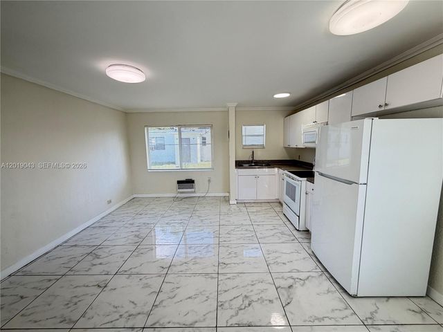 2571 NW 13th Ct 3, Fort Lauderdale, FL 33311