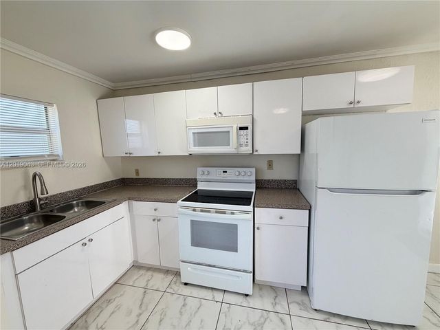 2571 NW 13th Ct 3, Fort Lauderdale, FL 33311