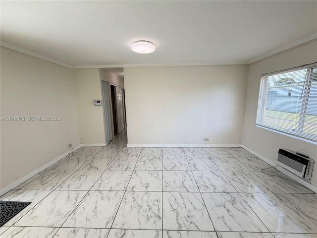 2571 NW 13th Ct 3, Fort Lauderdale, FL 33311