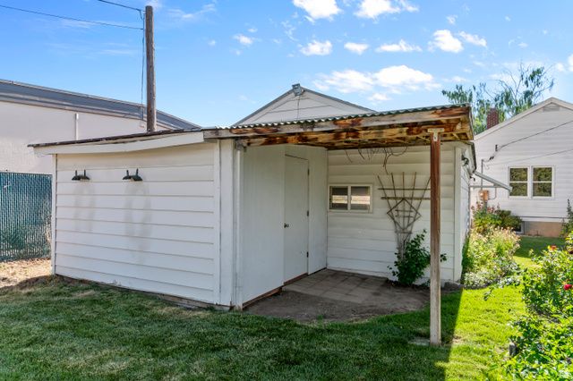 397 S 425 W, Bountiful, UT 84010