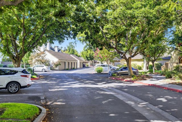 1874 Huxley Court, San Jose, CA 95125