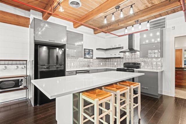 533 Columbia Avenue 022, Holland, MI 49423