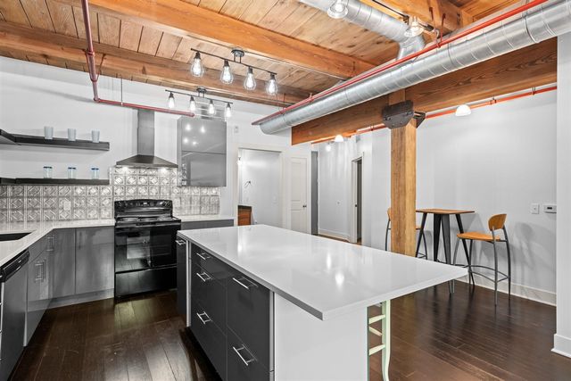 533 Columbia Avenue 022, Holland, MI 49423