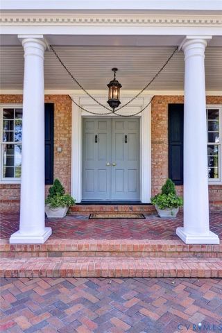 6454 Carmines Island Ln, Gloucester, VA 23072