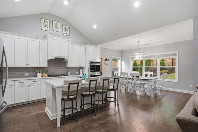 1815 Nestledown Drive, Cumming, GA 30040